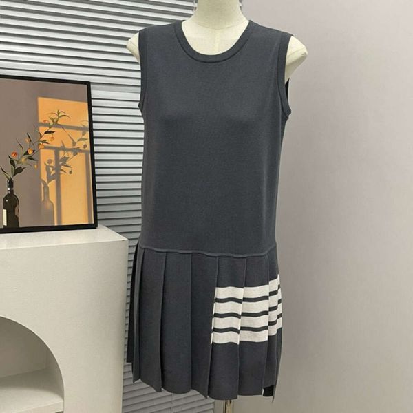 undefined designer dress brand gray dresses for woman partydress fashion summer skirt dresses for womens clothing elegant womandress high quality new outfits
undefined designer dress brand gray dresses for woman partydress fashion summer skirt dresses for womens clothing elegant womandress high quality new outfits