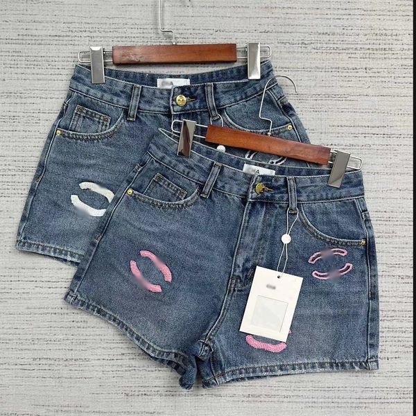 Designer Womens Denim Shorts Letter Badge Pants Fashion High Waist Woman Short Pant Hip Hop Streetwear Jeans, Indigo
Designer Womens Denim Shorts Letter Badge Pants Fashion High Waist Woman Short Pant Hip Hop Streetwear Jeans, Indigo