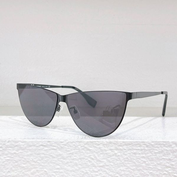 Fashion Designer sunglasses for Men Women Minimalist frame Brown solid lenses 100%UVA/UVB protection with original case
Fashion Designer sunglasses for Men Women Minimalist frame Brown solid lenses 100%UVA/UVB protection with original case