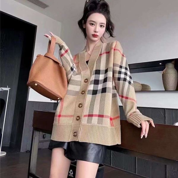 undefined Designer cardigan Bu brand Sweater Womens Autumn Round Neck Stripe Fashion Long Sleeve Womens High Quality Cardigan Knitted Womens Sweater Coat, Khaki
undefined Designer cardigan Bu brand Sweater Womens Autumn Round Neck Stripe Fashion Long Sleeve Womens High Quality Cardigan Knitted Womens Sweater Coat, Khaki