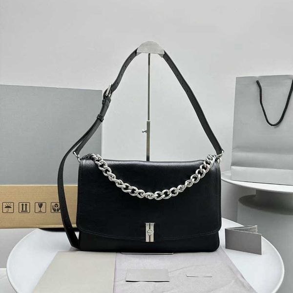 New Oil Wax Skin Crack BB Soft Bag Flip Silver Chain Crossbody genuine leather handbag Shoulder women bags Bag Unisex handbags designers, Pink
New Oil Wax Skin Crack BB Soft Bag Flip Silver Chain Crossbody genuine leather handbag Shoulder women bags Bag Unisex handbags designers, Pink
