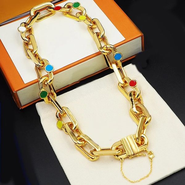 2024 New Arrival Luxury Brand Fashion Short Necklace Candy Stone 18K Gold Color Loop Circle Choke Chain Women Lady Jewelry High Quality Gift
2024 New Arrival Luxury Brand Fashion Short Necklace Candy Stone 18K Gold Color Loop Circle Choke Chain Women Lady Jewelry High Quality Gift