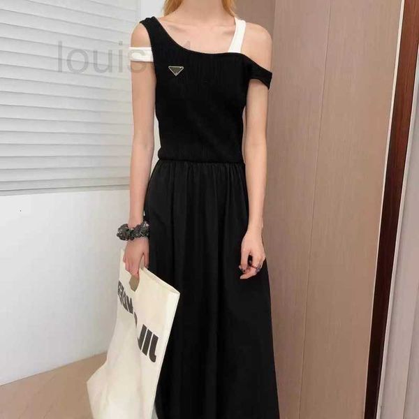 Basic & Casual Dresses Designer Brand 24 Spring/summer New Asymmetric Shoulder Belt Collision Material Splicing Hem A-line Skirt Tank Top RT3P, Black
Basic & Casual Dresses Designer Brand 24 Spring/summer New Asymmetric Shoulder Belt Collision Material Splicing Hem A-line Skirt Tank Top RT3P, Black