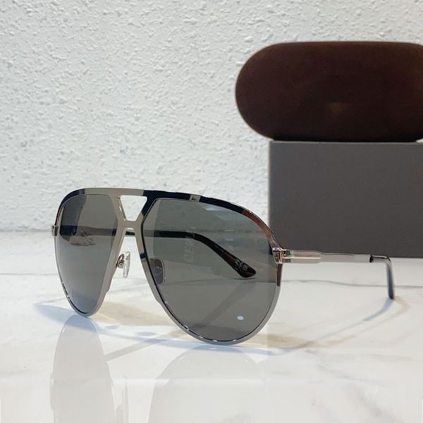 Top Sunglasses Designer Classic TF1060 Mens Womens sunglasses UV 100% protection Thinedged metal rimmed sunglasses eyeglasses case
Top Sunglasses Designer Classic TF1060 Mens Womens sunglasses UV 100% protection Thinedged metal rimmed sunglasses eyeglasses case