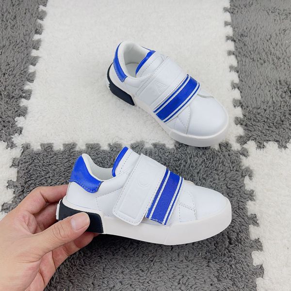 designer Kids Shoes boys girl running Rubber Sole Soft Calfskin Leather Lace up Trainers Sports footwear outdoors Children walking shoes, Blue
designer Kids Shoes boys girl running Rubber Sole Soft Calfskin Leather Lace up Trainers Sports footwear outdoors Children walking shoes, Blue