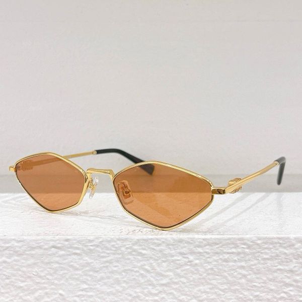 Classic Fashion Brand Mens Womens Designer Sunglasses Retro Thin Edge Metal Sunglasses 100% UVA/UVB High Quality Original Box
Classic Fashion Brand Mens Womens Designer Sunglasses Retro Thin Edge Metal Sunglasses 100% UVA/UVB High Quality Original Box
