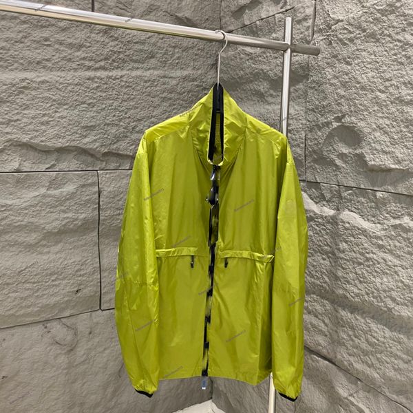 New Designer Mens Jacket Spring and Autumn Windrunner Tee Fashion Hooded Stand Collar Windproof Jacket Unisex Sports Windbreaker Casual Zipper, Black
New Designer Mens Jacket Spring and Autumn Windrunner Tee Fashion Hooded Stand Collar Windproof Jacket Unisex Sports Windbreaker Casual Zipper, Black