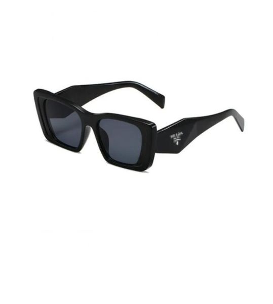 Designer Sunglasses Classic Eyeglasses Goggle Outdoor Beach Sun Glasses For Woman Man 6 Color Optional Triangular Signature Cat Eye 386
Designer Sunglasses Classic Eyeglasses Goggle Outdoor Beach Sun Glasses For Woman Man 6 Color Optional Triangular Signature Cat Eye 386