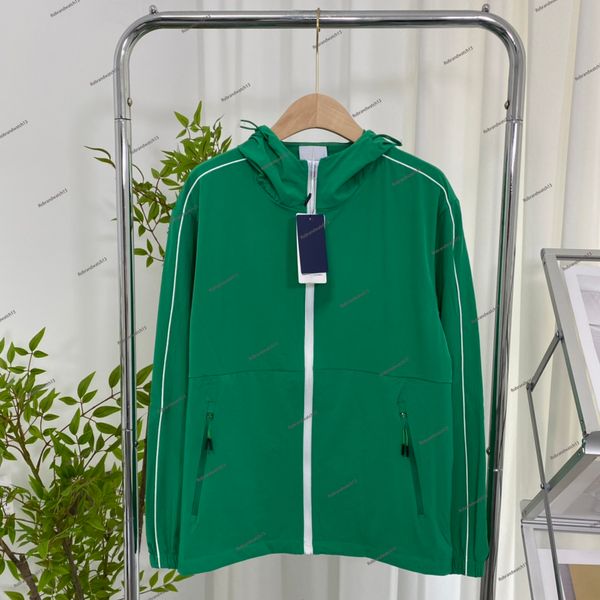 New Summer Collection Hooded Sunscreen Skin Jacket Designer Mens Jacket Spring and Autumn Windrunner Fashion Hooded Sports Windbreaker Casual Zipper, Black
New Summer Collection Hooded Sunscreen Skin Jacket Designer Mens Jacket Spring and Autumn Windrunner Fashion Hooded Sports Windbreaker Casual Zipper, Black