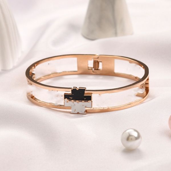 designer bracelet gold bracelets for teen girls y2k love women mens screw bangle tennis bangles Silver Plate Thanksgiving Day Halloween Anniversary gift White box
designer bracelet gold bracelets for teen girls y2k love women mens screw bangle tennis bangles Silver Plate Thanksgiving Day Halloween Anniversary gift White box