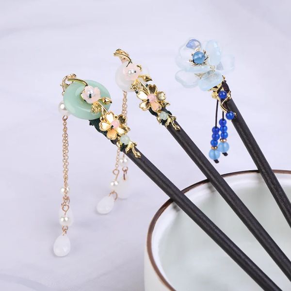 Vintage Wood Flower Tassel Hairpin For Women Girl Antique Hair Stick Hair Clip Costume Chinese Hanfu Hair Accessories Hair Pins