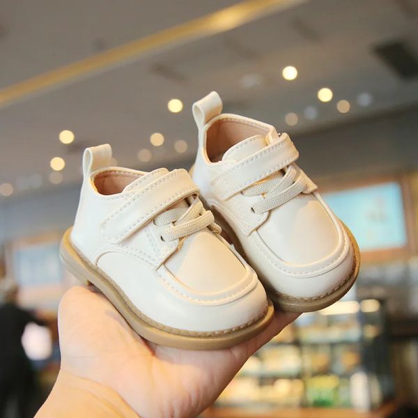 Baby 2023 Spring New British Style Leather for Boy Girl Soft Bottom Anti-slip Comfortable First Walkers Kids Shoe, Red
Baby 2023 Spring New British Style Leather for Boy Girl Soft Bottom Anti-slip Comfortable First Walkers Kids Shoe, Red