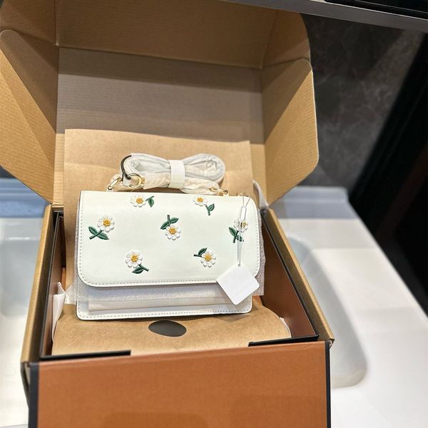 Organ bag Coachshoulder Bag Designer Bag Women Shoulder Bags Printed Bag Women Handbag Various Styles Flowers Bucket with box, White
Organ bag Coachshoulder Bag Designer Bag Women Shoulder Bags Printed Bag Women Handbag Various Styles Flowers Bucket with box, White