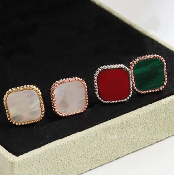 20 color Designer Clover Studs Earring Vintage Four Leaf Clover Charm Stud Earrings Mother-of-Pearl Stainless Steel Gold Studs Agate for Women wedding Jewelry
20 color Designer Clover Studs Earring Vintage Four Leaf Clover Charm Stud Earrings Mother-of-Pearl Stainless Steel Gold Studs Agate for Women wedding Jewelry