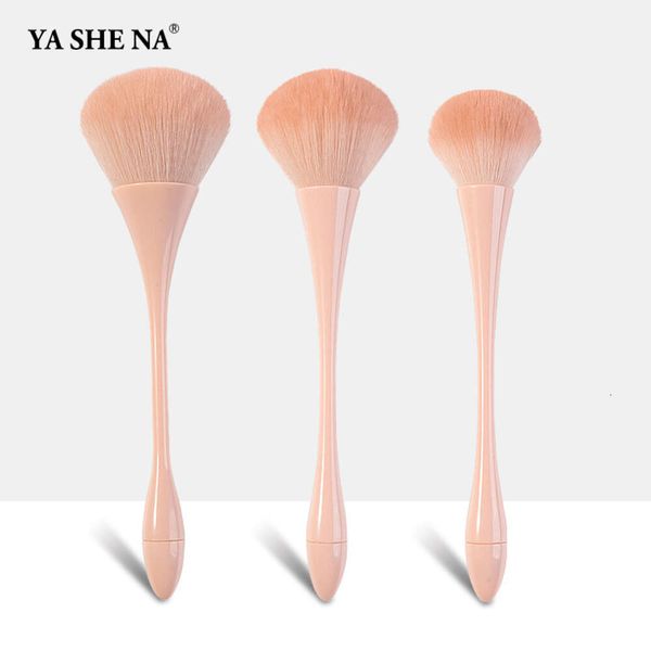 Big powder, skin color, new makeup brush, small waist, single large powder brush, powder blusher brush, beginner's makeup brush
Big powder, skin color, new makeup brush, small waist, single large powder brush, powder blusher brush, beginner's makeup brush