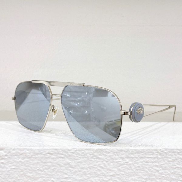 Fashionable top tier sunglasses classic sunglasses designer brands gold metal frame dark brown frame suitable for Men Women
Fashionable top tier sunglasses classic sunglasses designer brands gold metal frame dark brown frame suitable for Men Women