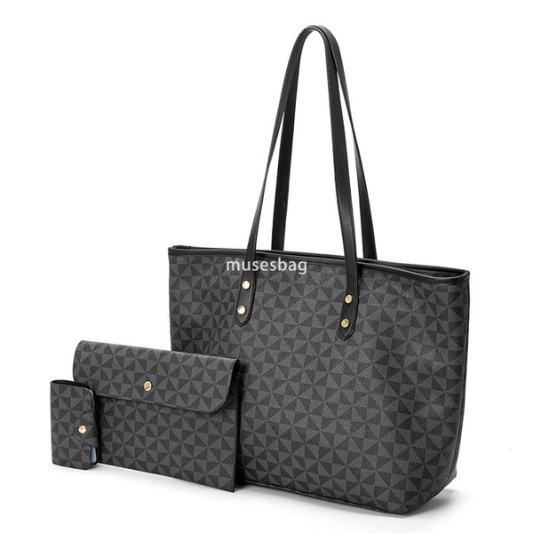 Fashionable Mother and Child Bag Women's Handheld Tote Bag European and American Retro Light Luxury Texture Three Piece Set Casual One Shoulder Shopping Bag, White
Fashionable Mother and Child Bag Women's Handheld Tote Bag European and American Retro Light Luxury Texture Three Piece Set Casual One Shoulder Shopping Bag, White