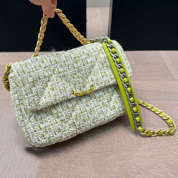 19bag Woolen bag Designer Ladies Shoulder bag 25cm Tweed Flip Gold and Silver Hardware Matilas Chain crossbody bag Makeup bag dinner Sacoche purse, Pink
19bag Woolen bag Designer Ladies Shoulder bag 25cm Tweed Flip Gold and Silver Hardware Matilas Chain crossbody bag Makeup bag dinner Sacoche purse, Pink