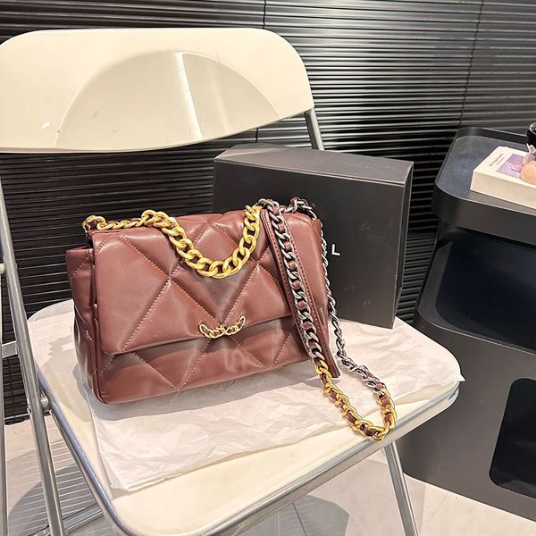 19 Collection Designer Ladies Shoulder Bag Rhombus Clamshell Gold Metal Clasp Luxury Handbag Matilas Chain Crossbody Bag Dinner Sachoche Purse 25x17cm, Silver
19 Collection Designer Ladies Shoulder Bag Rhombus Clamshell Gold Metal Clasp Luxury Handbag Matilas Chain Crossbody Bag Dinner Sachoche Purse 25x17cm, Silver