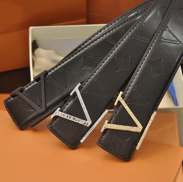 2025 Luxury Designer Black Leather Belt with Classic Gold Buckle - Unisex Business Accessory, No1
2025 Luxury Designer Black Leather Belt with Classic Gold Buckle - Unisex Business Accessory, No1