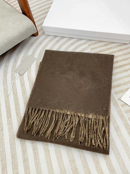 Designer scarf Men west women wood Classic Plaid Cashmere Thickened Shawl Scarves Luxury Shawl Sciarpa Long Winter Wram Pashmina Long Wraps Hijab
Designer scarf Men west women wood Classic Plaid Cashmere Thickened Shawl Scarves Luxury Shawl Sciarpa Long Winter Wram Pashmina Long Wraps Hijab