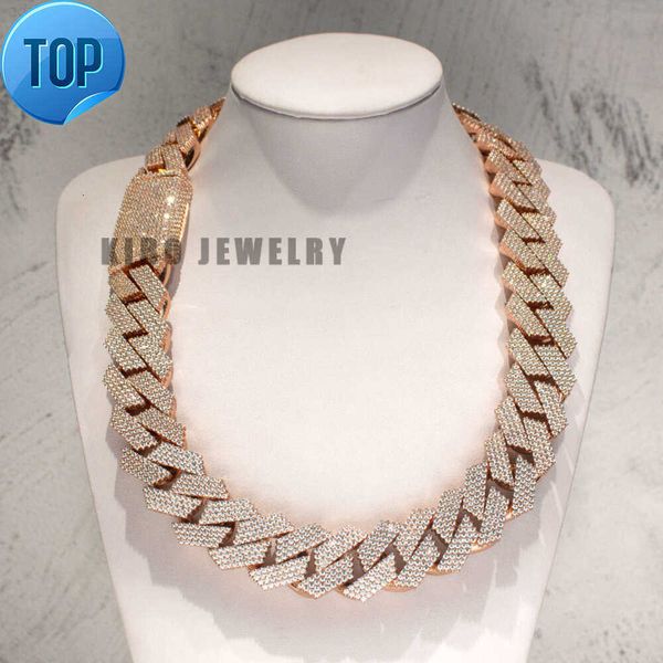 Hip Hop Jewelry 925 Sterling Silver 26mm Width Iced Out Rose Gold Plated Moissanite Cuban Link Chain for Men
Hip Hop Jewelry 925 Sterling Silver 26mm Width Iced Out Rose Gold Plated Moissanite Cuban Link Chain for Men