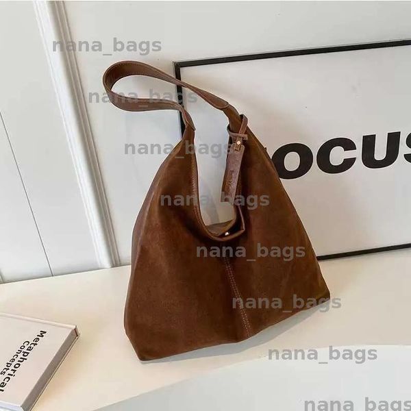 2025 Retro Commuter Bag Female Autumn And Winter Sense Suede Handbag Fashion Shoulder Bag Western Daily Commuter Bag Female Bag BFP2411303 PTP2, Deep brown
2025 Retro Commuter Bag Female Autumn And Winter Sense Suede Handbag Fashion Shoulder Bag Western Daily Commuter Bag Female Bag BFP2411303 PTP2, Deep brown