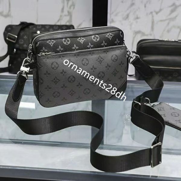 Designer bags Cross body bag shoulder bag mens women Leather 3pcs set Detachable Trio Messenger Bags Crossbody bag 3 in 1 Shoulder Bags Handbags Purse Wallet man bag, Black
Designer bags Cross body bag shoulder bag mens women Leather 3pcs set Detachable Trio Messenger Bags Crossbody bag 3 in 1 Shoulder Bags Handbags Purse Wallet man bag, Black