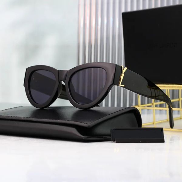 Designers sunglasses fashion polarized sunglasses UV resistant luxury sunglass men women Goggle Retro square sun glass Casual eyeglasses
Designers sunglasses fashion polarized sunglasses UV resistant luxury sunglass men women Goggle Retro square sun glass Casual eyeglasses
