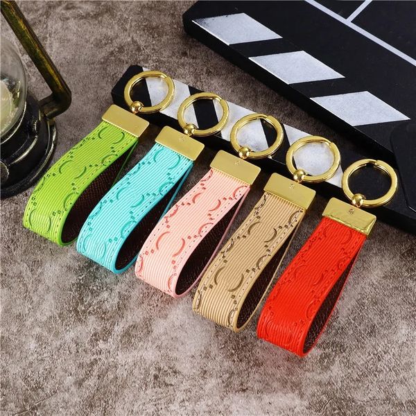 Keychain Designer keychain Ophidias Mens Car Keyring Womens Buckle Keychains Handmade Leather Men Women Bags Pendant Accessories Multicolor key chain keyring
Keychain Designer keychain Ophidias Mens Car Keyring Womens Buckle Keychains Handmade Leather Men Women Bags Pendant Accessories Multicolor key chain keyring