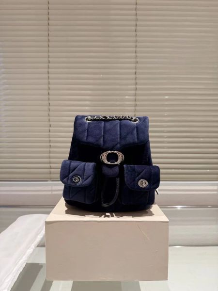 Velvet Backpack Designer Shoulder Bag Tabby Back Packs Fashion Bag Women Daily Travel Bag Top Quality Backpacks Beauty Purse Chain Strap Casual Crossbody Bag, Blue
Velvet Backpack Designer Shoulder Bag Tabby Back Packs Fashion Bag Women Daily Travel Bag Top Quality Backpacks Beauty Purse Chain Strap Casual Crossbody Bag, Blue