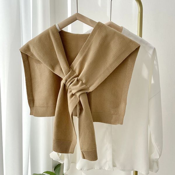 1-777 knitted shawl women autumn and winter air-conditioned room knitted cross
1-777 knitted shawl women autumn and winter air-conditioned room knitted cross