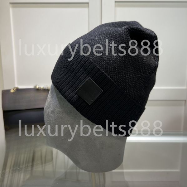 Designer Beanie Win…