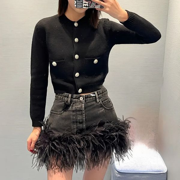 2025 spliced high waisted A-line denim women's fashionable retro sexy feather patch short denim skirt women's T-shirt mini skirt versatile half skirt