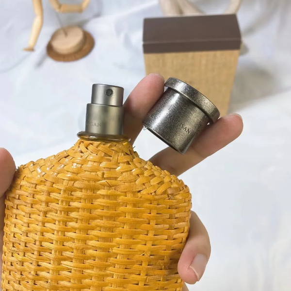 High Quality Neutral Parfum John Artisan 75ml Men Perfume Eau De Toilette Natural Spray Perfumes Long Lasting Good Smell Scent Fragrances Cologne Parfums
High Quality Neutral Parfum John Artisan 75ml Men Perfume Eau De Toilette Natural Spray Perfumes Long Lasting Good Smell Scent Fragrances Cologne Parfums