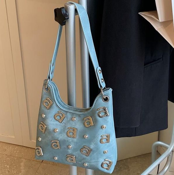 Factory wholesale womens handbag niche design elegant studded messenger bag street rivet handbag multifunctional leather women backpack 5064#, Welfare color/regular packaging
Factory wholesale womens handbag niche design elegant studded messenger bag street rivet handbag multifunctional leather women backpack 5064#, Welfare color/regular packaging