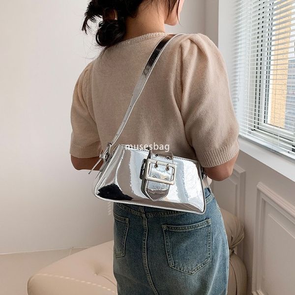 Fashionable and trendy niche design portable patent leather silver sweet and cool spicy girl style bag new niche design pink locomotive underarm bag
Fashionable and trendy niche design portable patent leather silver sweet and cool spicy girl style bag new niche design pink locomotive underarm bag