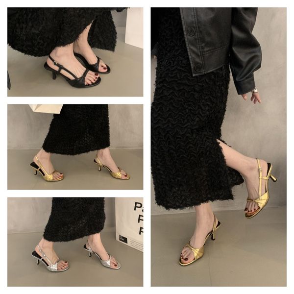 Temperament sexy black gold silver high-heeled sandals slippers women 2024 new one-strap fish mouth high heels summer 5CM sandals
Temperament sexy black gold silver high-heeled sandals slippers women 2024 new one-strap fish mouth high heels summer 5CM sandals