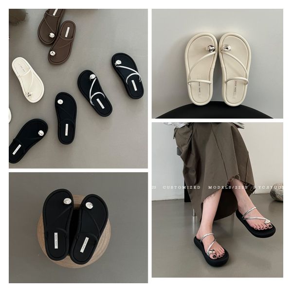 New Brand Sandals Classic slippers Style Details Perfect Customized Fabric/Leather Sheepskin Lining Size 35-39, Black
New Brand Sandals Classic slippers Style Details Perfect Customized Fabric/Leather Sheepskin Lining Size 35-39, Black