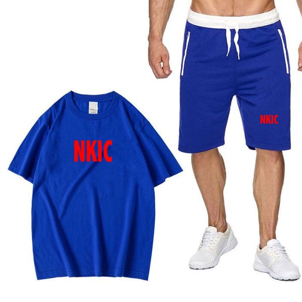 Men's T-shirt shorts Suit Men Sports Suit Printing Casual Fashion Short-sleeved T-shirt Set Men Joggers Suit Set, Pink1
Men's T-shirt shorts Suit Men Sports Suit Printing Casual Fashion Short-sleeved T-shirt Set Men Joggers Suit Set, Pink1