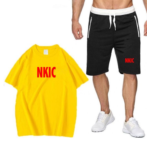 New Men's Sports Wear Summer Fitness Wear Men's Sports Wear Short sleeved T-shirt Shorts Quick Drying 2-piece Set, Pink1
New Men's Sports Wear Summer Fitness Wear Men's Sports Wear Short sleeved T-shirt Shorts Quick Drying 2-piece Set, Pink1