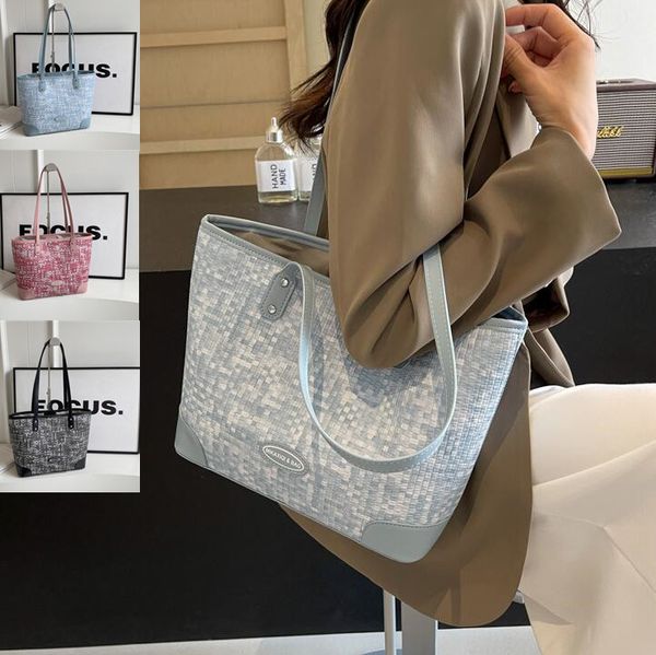 Outlet factory women handbag large casual commuter fashion tote bag daily Joker thickened leather handbags western style gradient womens shoulder bag 33390#, Black
Outlet factory women handbag large casual commuter fashion tote bag daily Joker thickened leather handbags western style gradient womens shoulder bag 33390#, Black