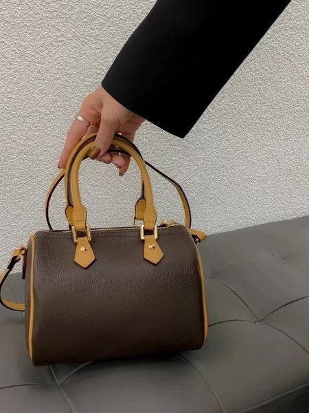 Women Handbag Luxury Designer Bag Nono Genuine Leather Handbag Top Grade Crossbody Bag Mini Soft Cowhide Women's Limited Edition Handbag Dumpling Bag Gold Pillow bag, L1
Women Handbag Luxury Designer Bag Nono Genuine Leather Handbag Top Grade Crossbody Bag Mini Soft Cowhide Women's Limited Edition Handbag Dumpling Bag Gold Pillow bag, L1