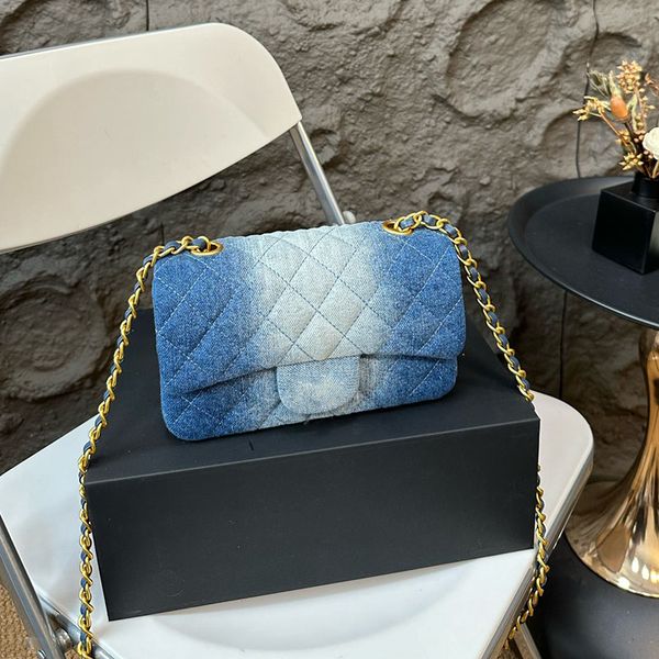 Designers bags Women Luxurys Classic Denim crossbody bags Shoulder bag Hobo Handbags Messenger bag Chain Bag Wallet lady clutch Fortune bag 20m, Blue
Designers bags Women Luxurys Classic Denim crossbody bags Shoulder bag Hobo Handbags Messenger bag Chain Bag Wallet lady clutch Fortune bag 20m, Blue