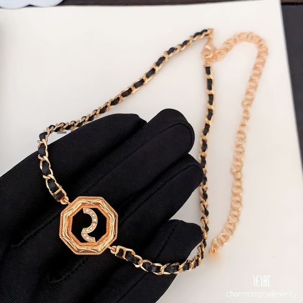 necklaces designer necklace for woman designer jewelry women fashion women beating heart diamond pendant 18k gold designer necklace style necklace gift jewelry
necklaces designer necklace for woman designer jewelry women fashion women beating heart diamond pendant 18k gold designer necklace style necklace gift jewelry