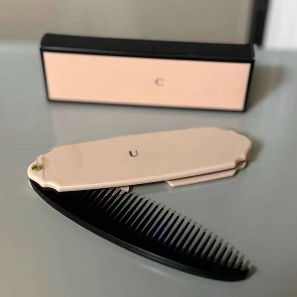 Original Comb Hair Brushes Portable folding Massage comb Paddle Brush Round Brush Detangling Brush Hair Care Styling Tools Hair Products
Original Comb Hair Brushes Portable folding Massage comb Paddle Brush Round Brush Detangling Brush Hair Care Styling Tools Hair Products
