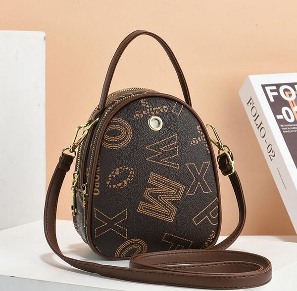 Outlet factory female handbag summer double zipper fashion mobile phone bag sweet letter printed shoulder bag elegant atmosphere contrast leather bag 8587#, Beige
Outlet factory female handbag summer double zipper fashion mobile phone bag sweet letter printed shoulder bag elegant atmosphere contrast leather bag 8587#, Beige