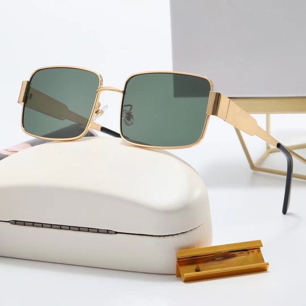 Mens designer lunettes de soleil woman luxury sunglasses shades with letter outdoor classic style eyewear unisex traveling beach brand womens sunglasses
Mens designer lunettes de soleil woman luxury sunglasses shades with letter outdoor classic style eyewear unisex traveling beach brand womens sunglasses