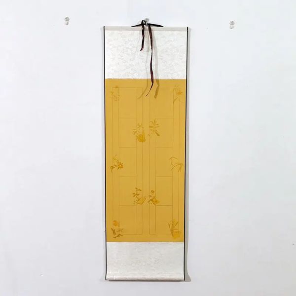 Batik Xuan Paper Hanging Scroll Vintage Blank Calligraphy Painting Creation Scroll Chinese Style Poetry Rice Paper Scroll Axis
Batik Xuan Paper Hanging Scroll Vintage Blank Calligraphy Painting Creation Scroll Chinese Style Poetry Rice Paper Scroll Axis