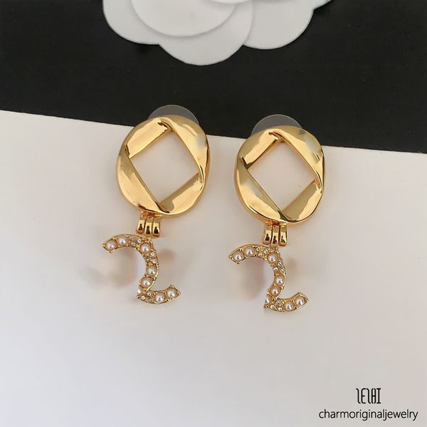 necklaces designer necklace for woman designer jewelry women female necklace designer 18k gold pendant necklace bracelet christmas gift chain necklace set
necklaces designer necklace for woman designer jewelry women female necklace designer 18k gold pendant necklace bracelet christmas gift chain necklace set